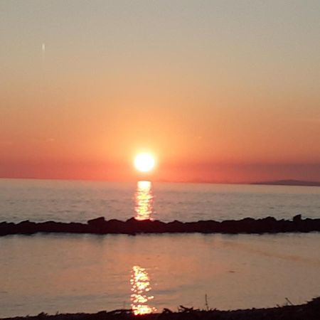 Azzurra Casa Vacanza Ventimiglia Buitenkant foto