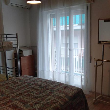 Azzurra Casa Vacanza Ventimiglia Buitenkant foto